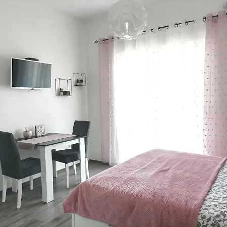 Svjetlanalex 2 아파트